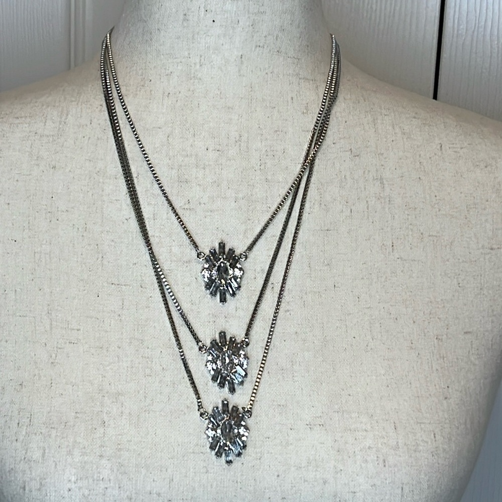NEW YORK & COMPANY 3 STRAND NECKLACE, NWT